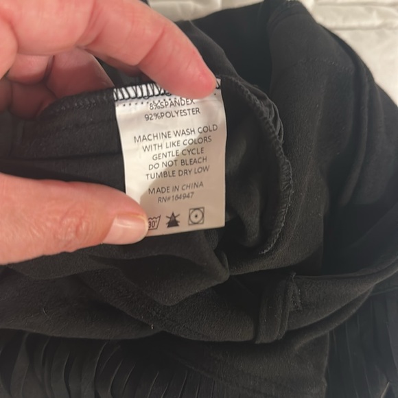 Black Fringe Shorts Sterling Kreek size large - Picture 11 of 11